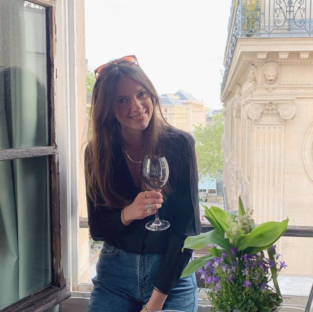 Meet your Posher, Coline